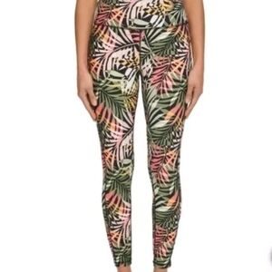 DNKY Tropical Leaf Print Leggings NWT Size Small